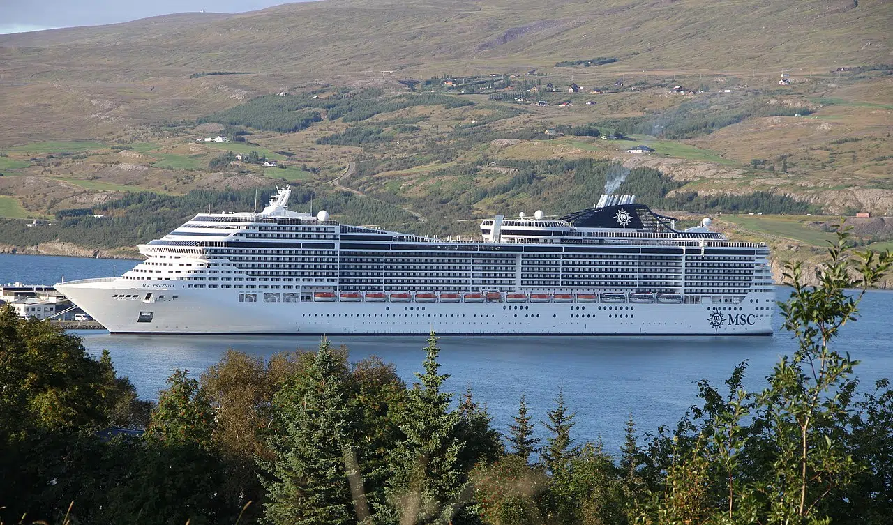 Klinik in Akureyri über Zahl der Kreuzfahrtschiffe besorgt